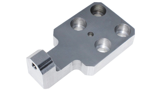 La commande numérique par ordinateur faite sur commande a usiné l'acier inoxydable d'alliage d'aluminium de partie avec le service de Micromachining